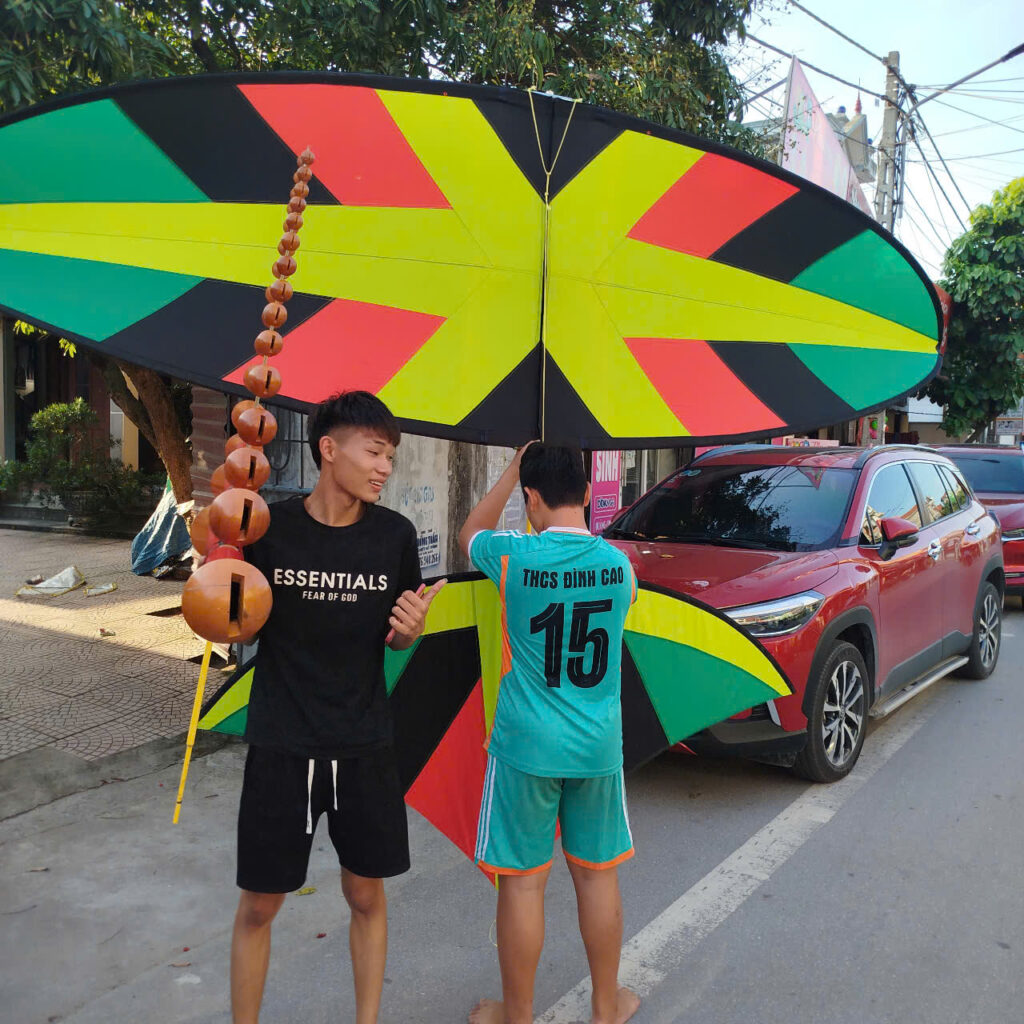 Diều sáo và trẻ em-Lợi ích khi trẻ chơi diều